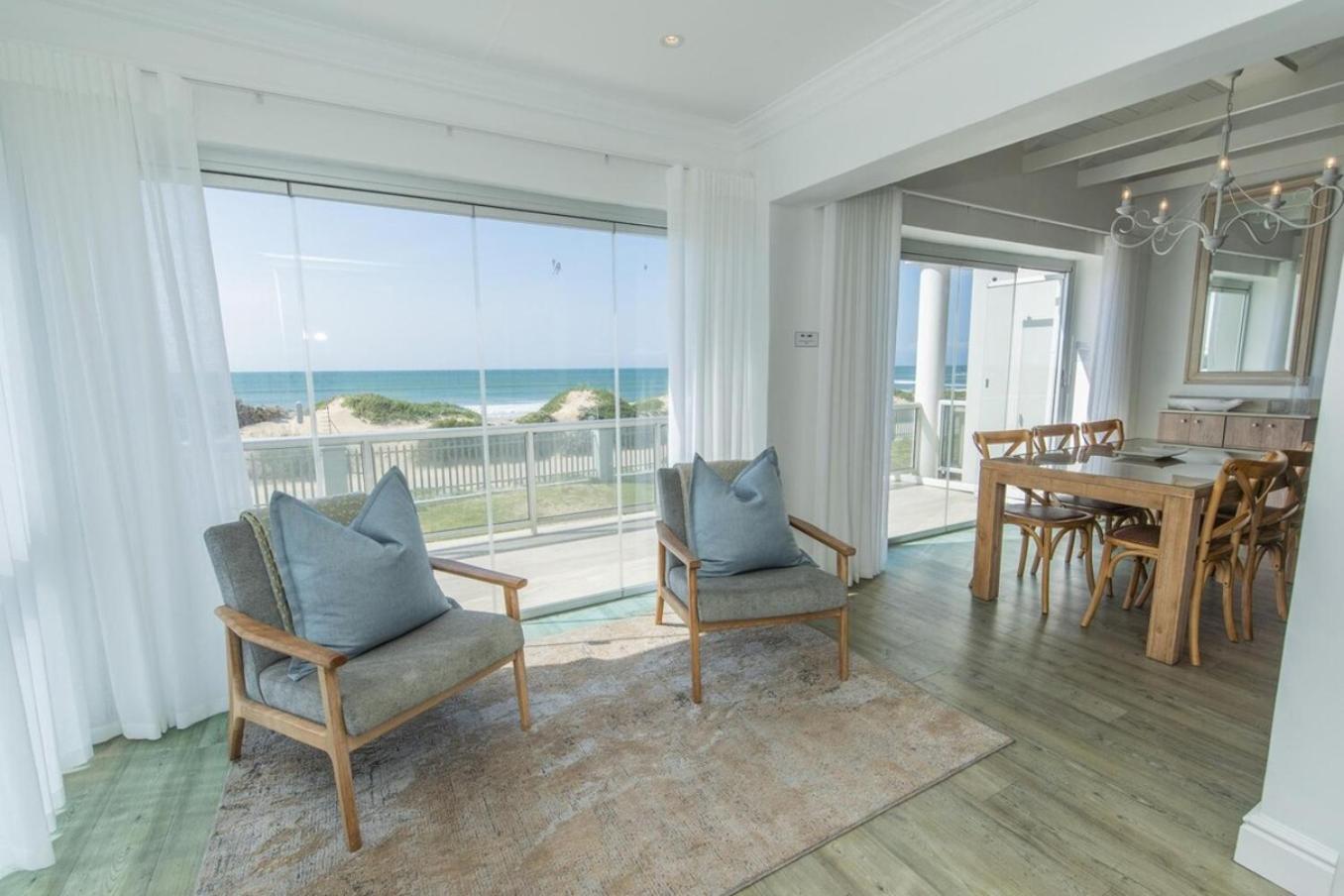 Luxury On The Beach ポート・エリザベス エクステリア 写真